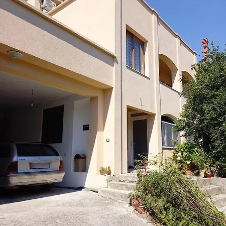 Hilltop Haven Cityview Apartament Durrës